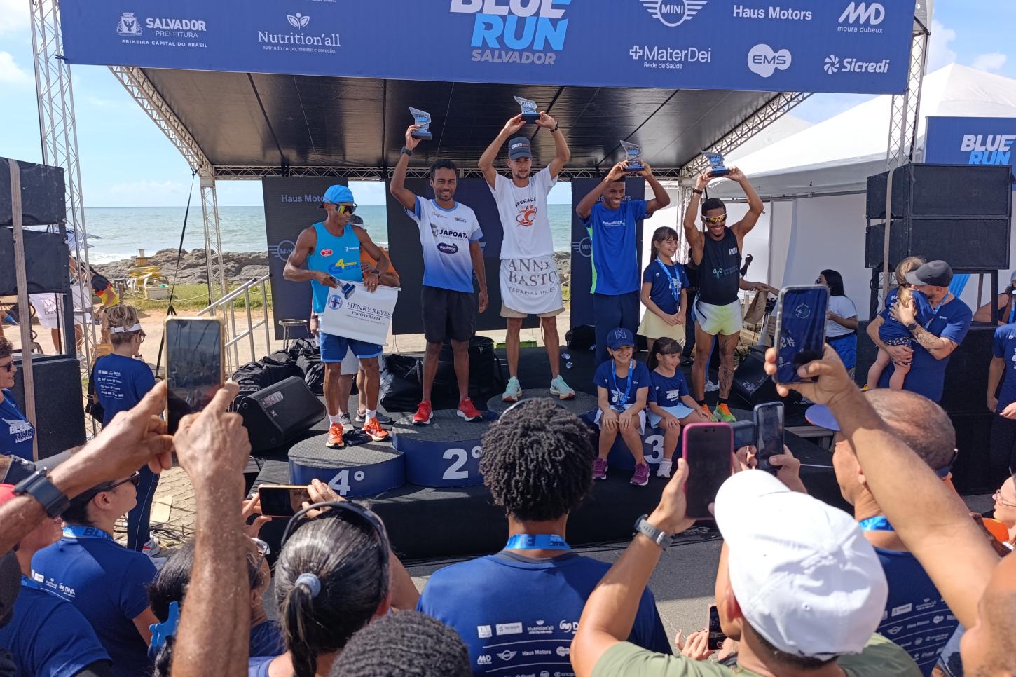 Novembro Azul: Blue Run colore o Jardim de Alah em manhã de saúde e solidariedade